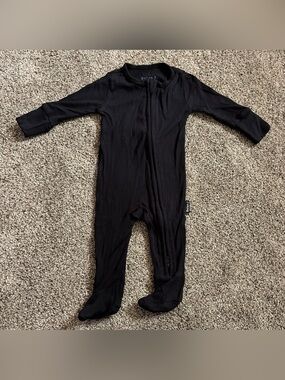 Elan Black Ribbed Footed One-Piece Pajamas for Kids